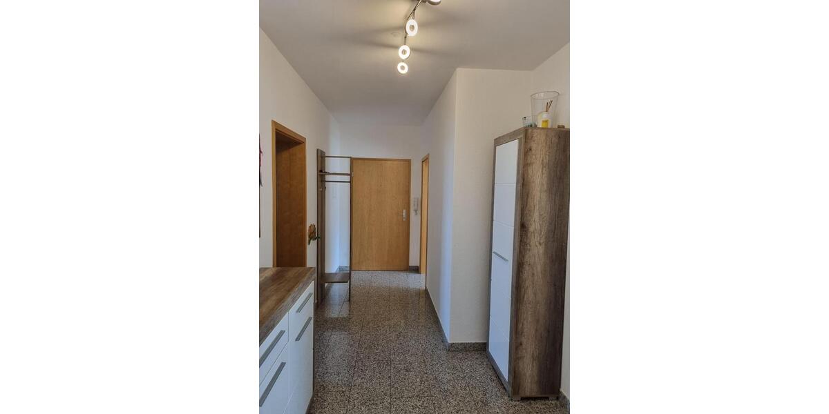 Etagenwohnung Ettringen - 3 Zimmer, 95 m&sup2;, 720&euro; | Angebot:26586883