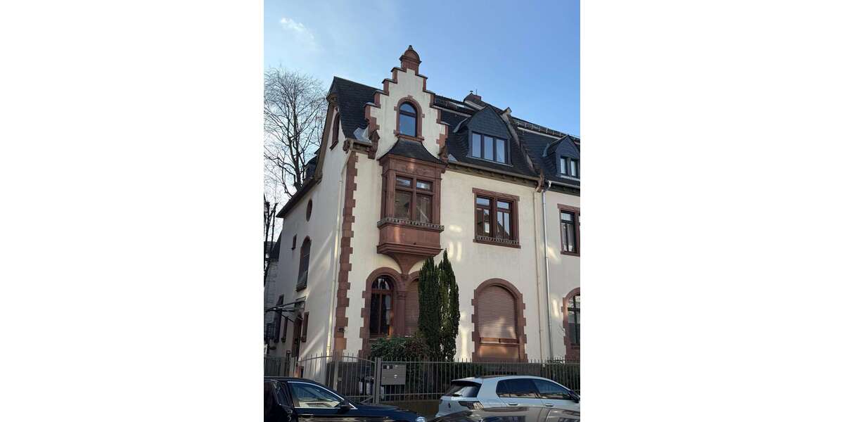 Wohnung zum Mieten in Frankfurt 2.550 € 124 m² 3 zimmer