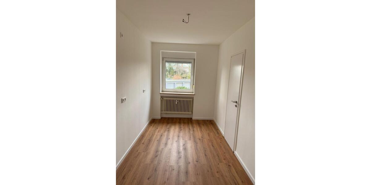 Etagenwohnung Coburg - 3 Zimmer, 77 m&sup2;, 715&euro; | Angebot:25705633