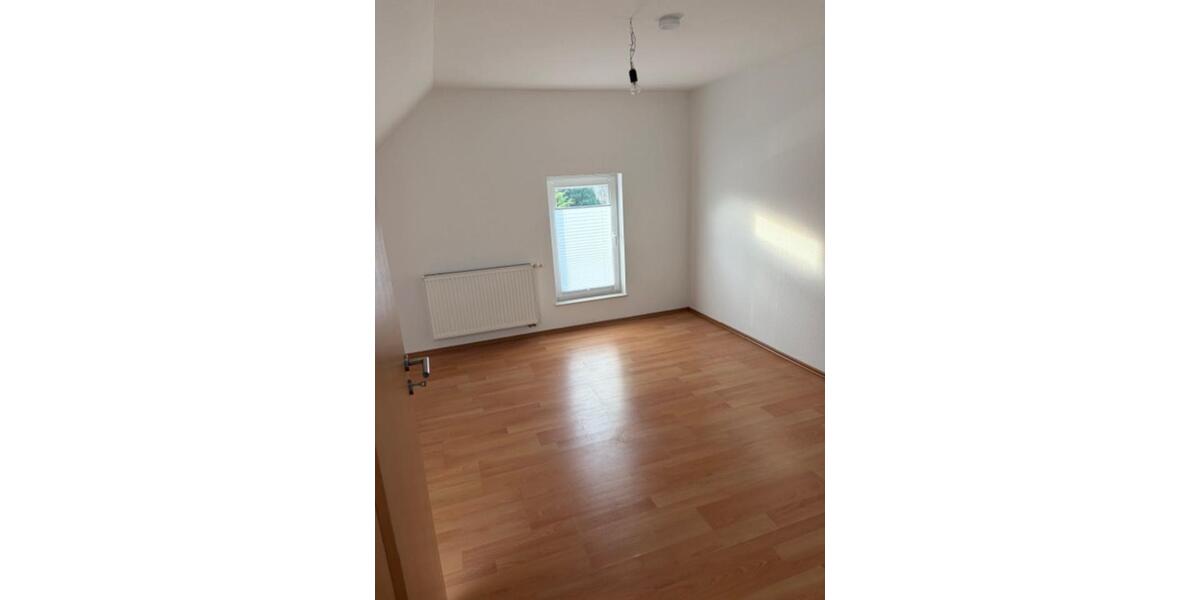 Etagenwohnung Friedeburg - 2 Zimmer, 80 m&sup2;, 656&euro; | Angebot:24689975