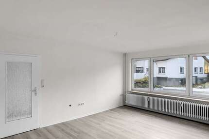 Wohnung zum Mieten in Weilrod 1.150 € 112 m² 6 zimmer