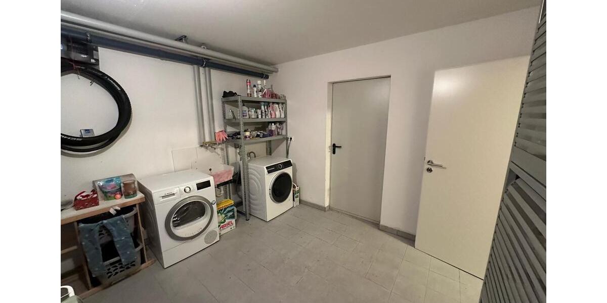 Doppelhaushälfte Günzburg - 6 Zimmer, 145 m&sup2;, 1.700&euro; | Angebot:26349501