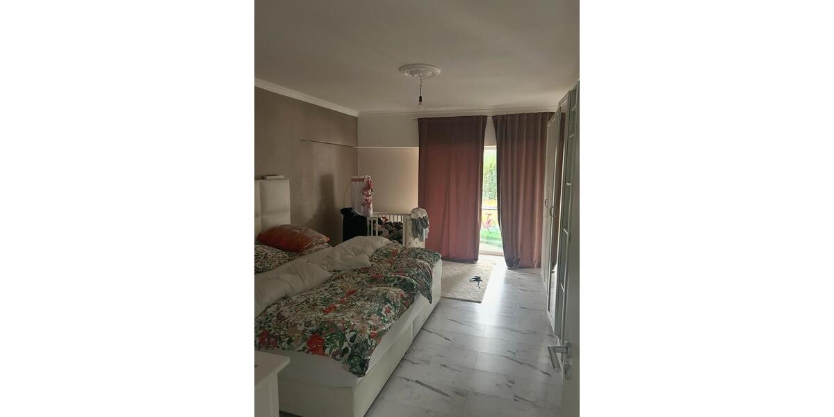 Erdgeschoßwohnung Achim - 4 Zimmer, 131 m&sup2;, 1.250&euro; | Angebot:26699489