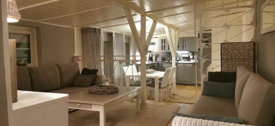 Möblierte Wohnung | 2 Zimmer | Altstadt Wismar Ostsee | Befristet 2 zimmer