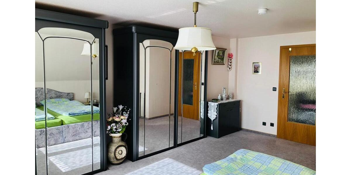 Etagenwohnung Trittau - 3 Zimmer, 90 m&sup2;, 80&euro; | Angebot:26522534