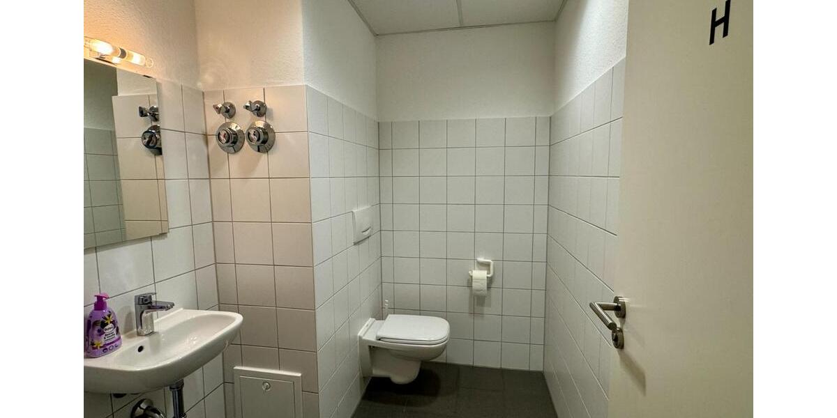 Gewerbeobjekt Waiblingen - 1.100&euro; | Angebot:25051748