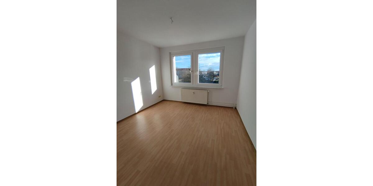 Etagenwohnung Stendal - 4 Zimmer, 70 m&sup2;, 465&euro; | Angebot:23710216