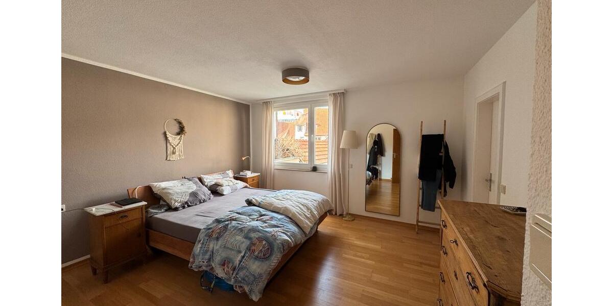 Wohnen auf Zeit Esslingen am Neckar - 3 Zimmer, 100 m&sup2;, 1.650&euro; | Angebot:26502060
