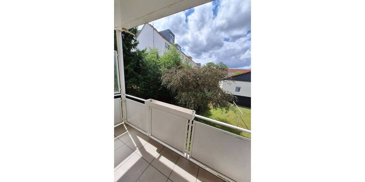 Etagenwohnung Eisenach - 2 Zimmer, 51 m&sup2;, 399&euro; | Angebot:26844110