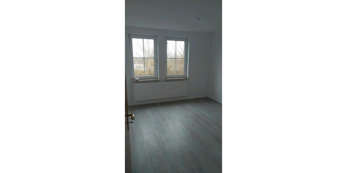Etagenwohnung Arneburg - 3 Zimmer, 79 m&sup2;, 500&euro; | Angebot:26234226
