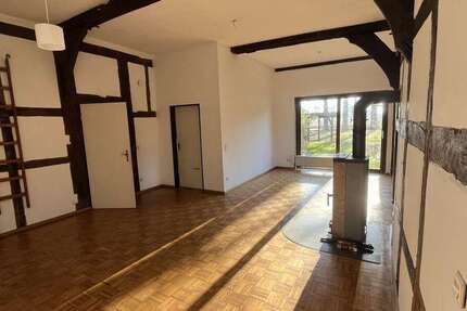 Haus Versmold - 4 Zimmer, 120 m&sup2;, 1.100&euro; | Angebot:24496487