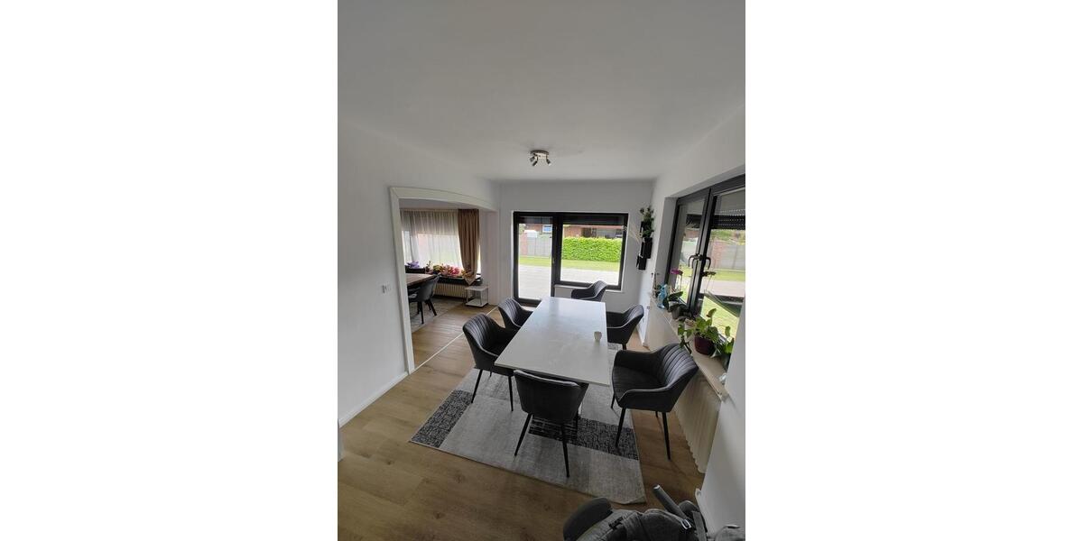 Einfamilienhaus Hollern-Twielenfleth Twielenfleth - 7 Zimmer, 150 m&sup2;, 1.600&euro; | Angebot:26615409