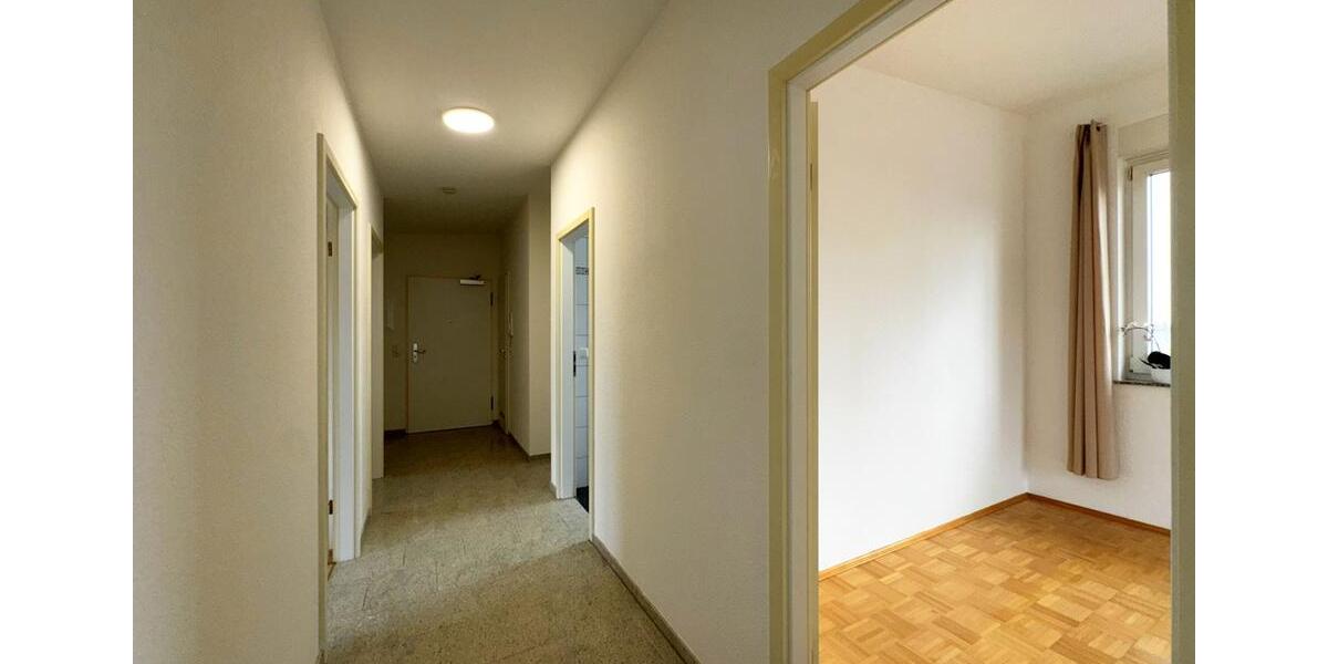 LIVE ON THE TOP FLOOR! Stylish 98 m² penthouse with terrace and underground parking 3 zimmer