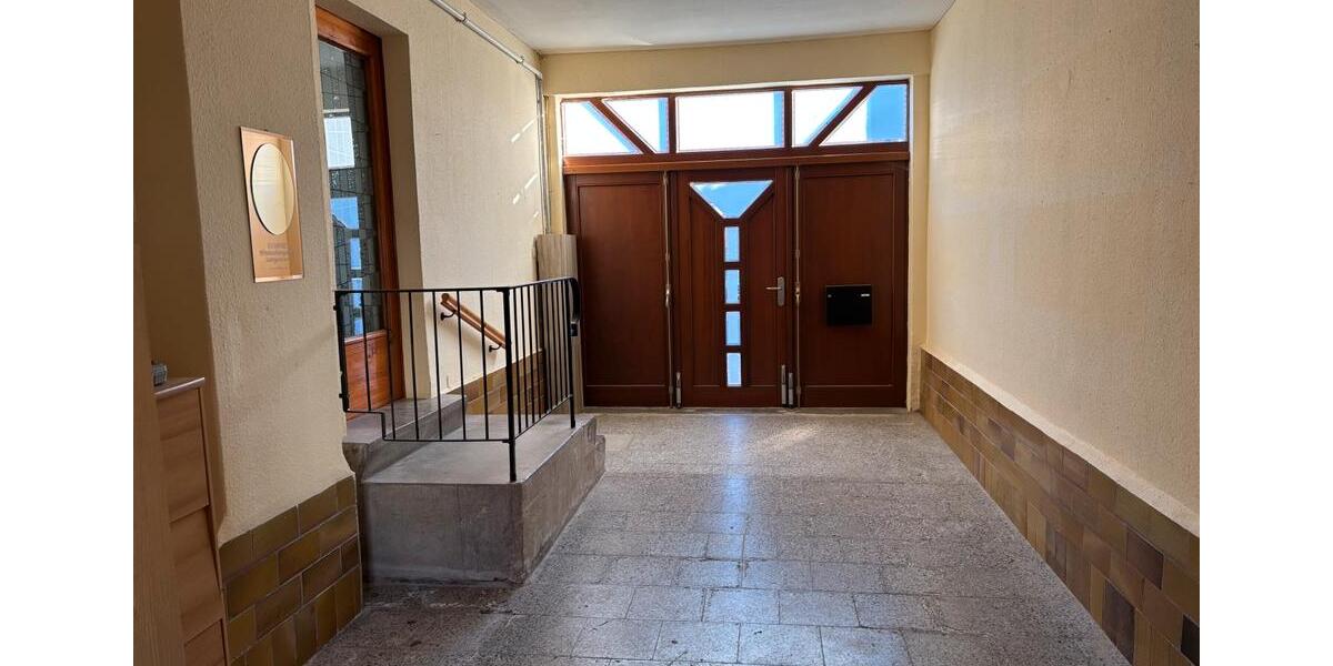 Einfamilienhaus Ilmenau - 9 Zimmer, 184 m&sup2;, 1.700&euro; | Angebot:26024492