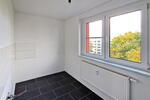 Etagenwohnung Neubrandenburg Carlshöhe - 4 Zimmer, 73 m&sup2;, 471&euro; | Angebot:25750668
