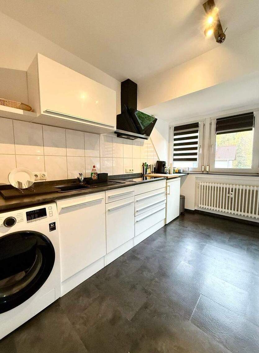 Sonnige 2-Zimmer-Dachgeschosswohnung mit Dachterrasse...! 2 zimmer