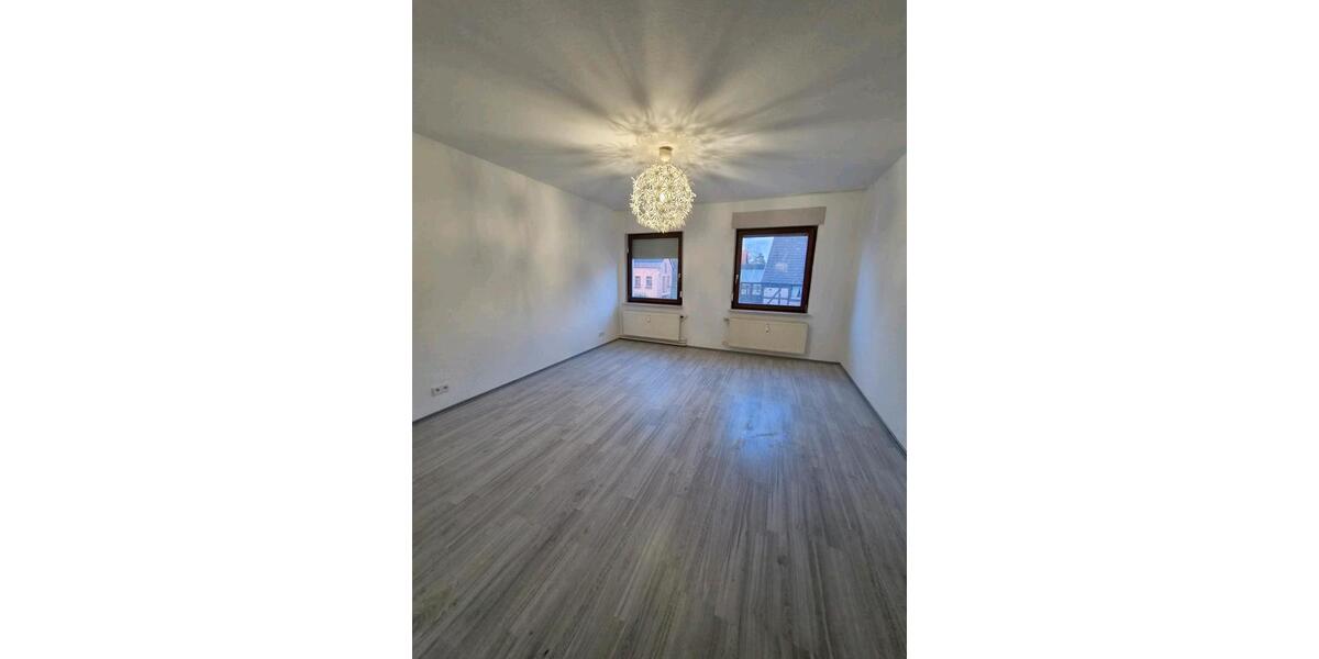 Etagenwohnung Aerzen - 3 Zimmer, 127 m&sup2;, 800&euro; | Angebot:25588645