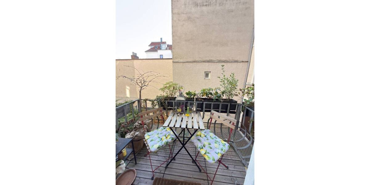 Etagenwohnung München Neuhausen-Nymphenburg - 3 Zimmer, 110 m&sup2;, 2.300&euro; | Angebot:26170654