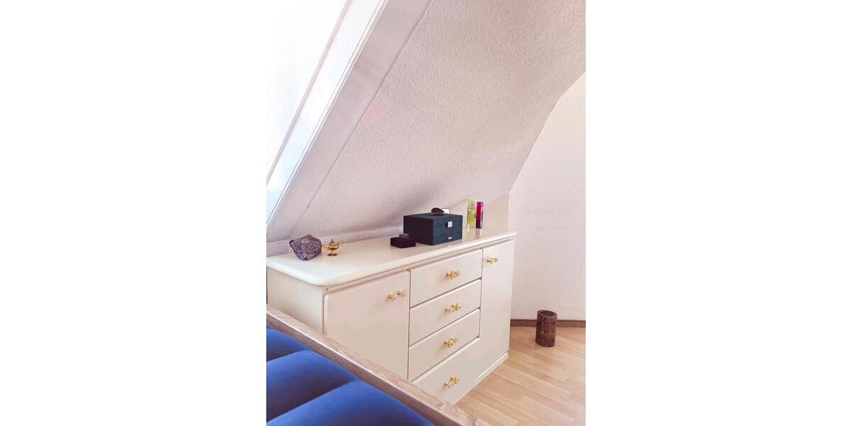 Dachgeschoßwohnung Freital - 1 Zimmer, 40 m&sup2;, 550&euro; | Angebot:26517006