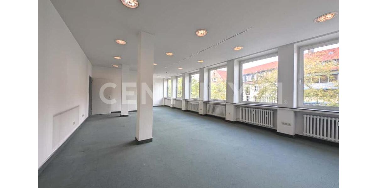 Umbau nach Mieterwunsch - Zentrale Büro- oder Praxisfläche in Hildesheim zimmer