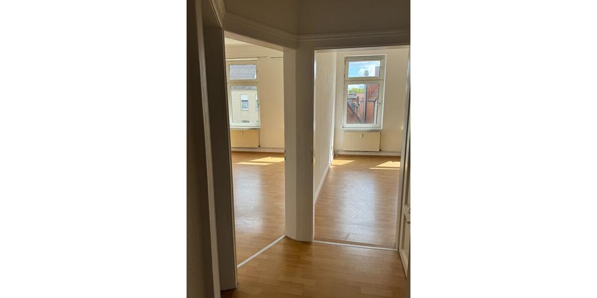 Etagenwohnung Uelzen - 2 Zimmer, 64 m&sup2;, 576&euro; | Angebot:24933797