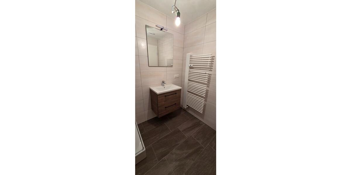 Dachgeschoßwohnung Erlangen Bruck - 2 Zimmer, 37 m&sup2;, 700&euro; | Angebot:25935700