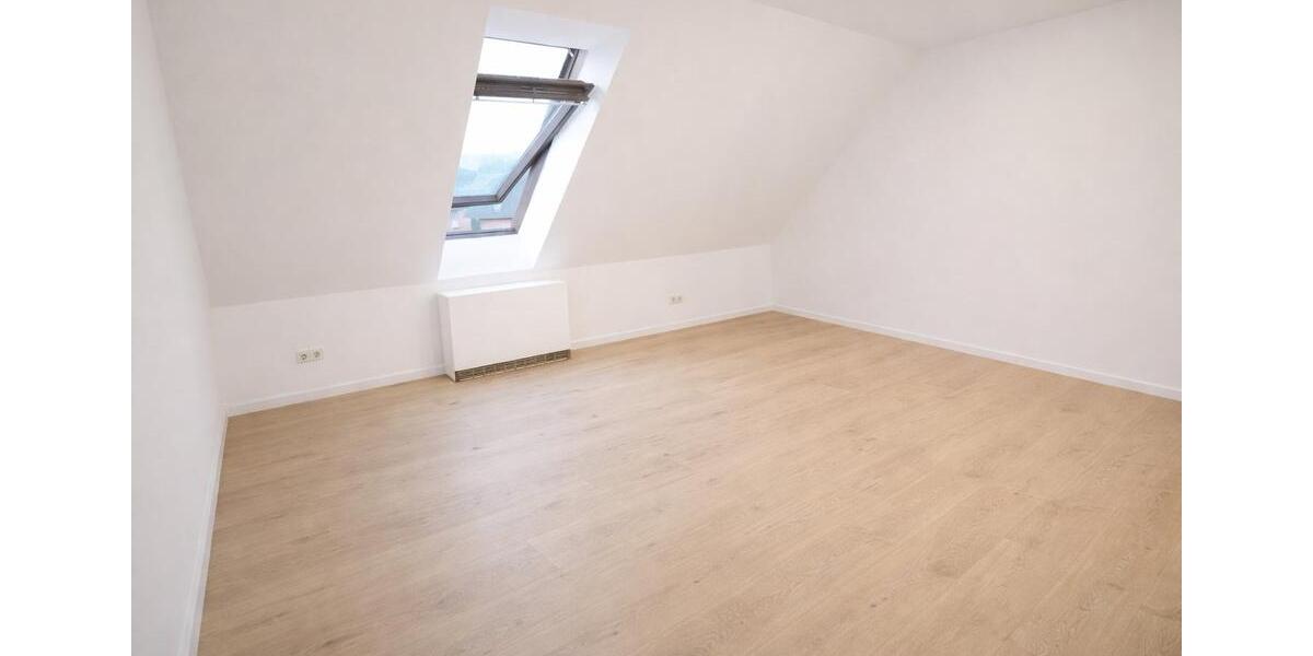 Dachgeschoßwohnung Ruhner Berge - 2 Zimmer, 42 m&sup2;, 280&euro; | Angebot:26217290