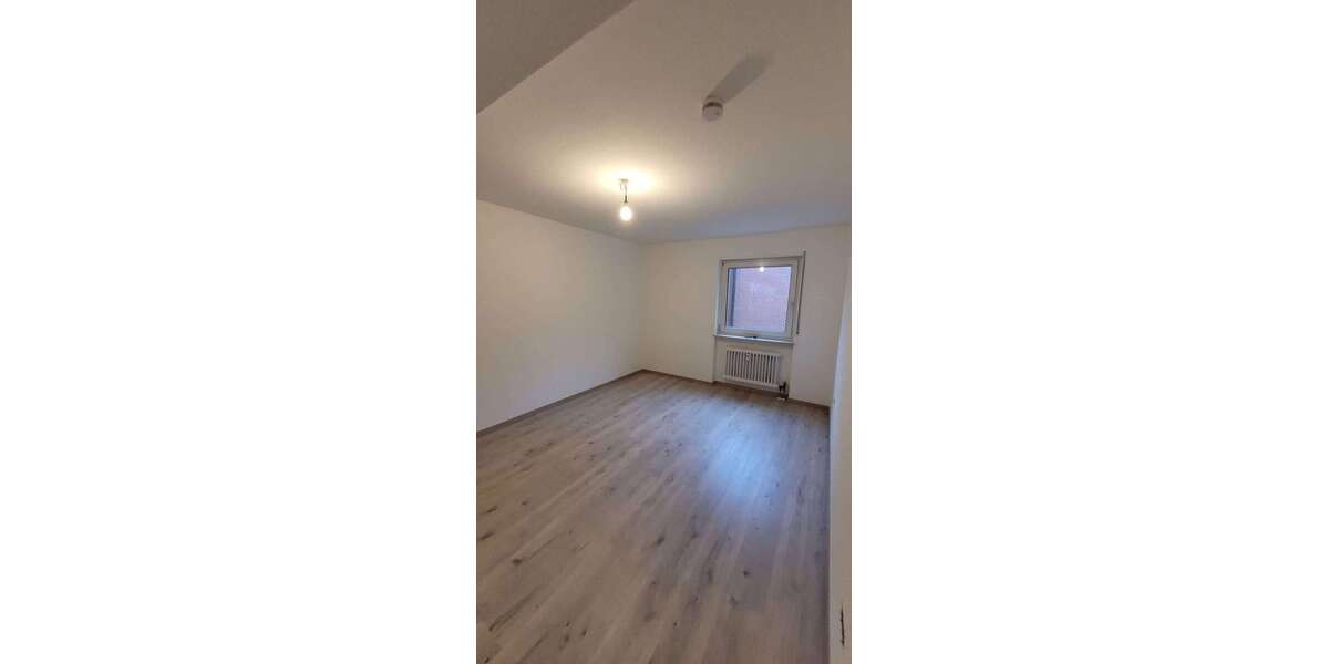 Etagenwohnung Kaiserslautern Betzenberg - 3 Zimmer, 90 m&sup2;, 800&euro; | Angebot:27192490