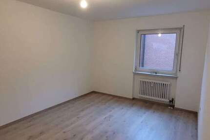 Wohnung Kaiserslautern Betzenberg - 3 Zimmer, 90 m&sup2;, 800&euro; | Angebot:27192490