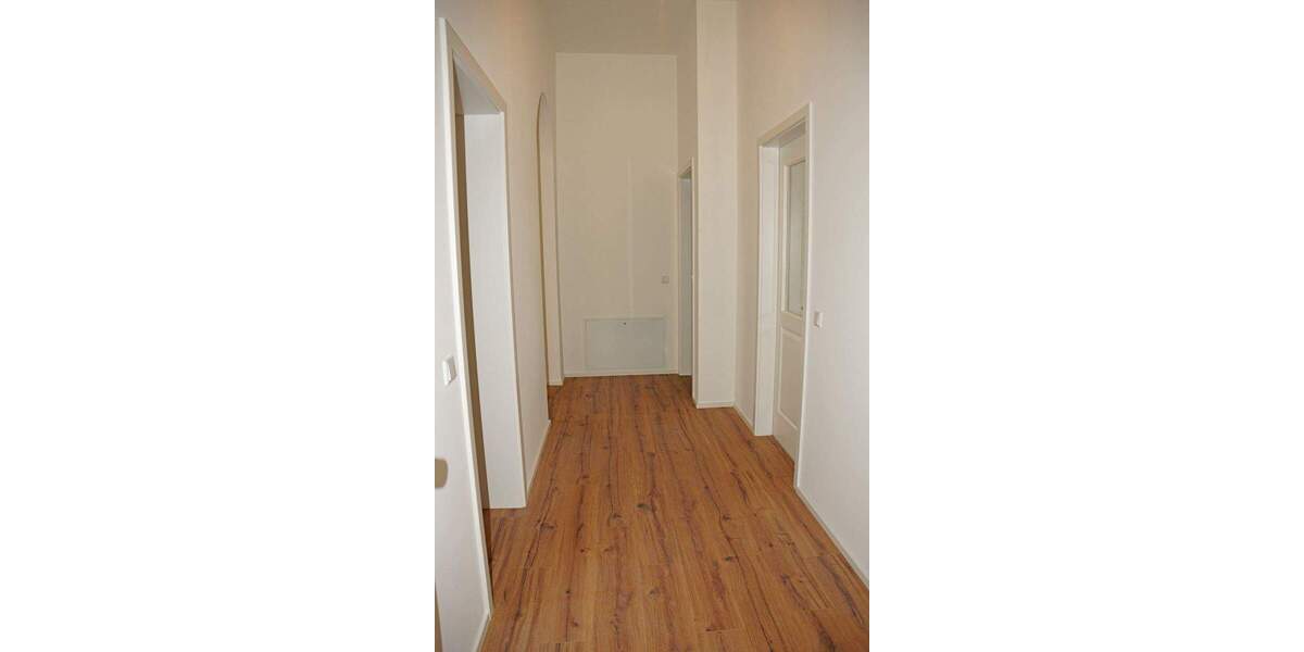 Etagenwohnung Pirna Zehista - 3 Zimmer, 98 m&sup2;, 925&euro; | Angebot:25279191