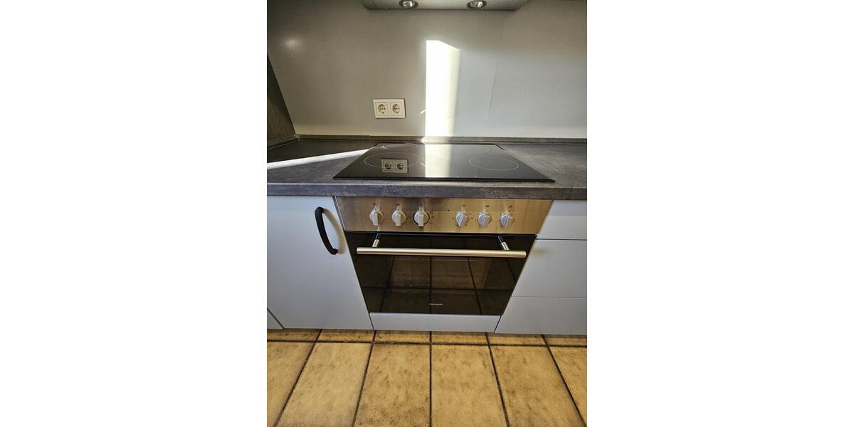 Wohnen auf Zeit Enger - 8 Zimmer, 240 m&sup2;, 20&euro; | Angebot:21097777