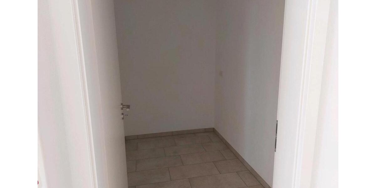 Erdgeschoßwohnung Bissingen - 3 Zimmer, 80 m&sup2;, 950&euro; | Angebot:25715421