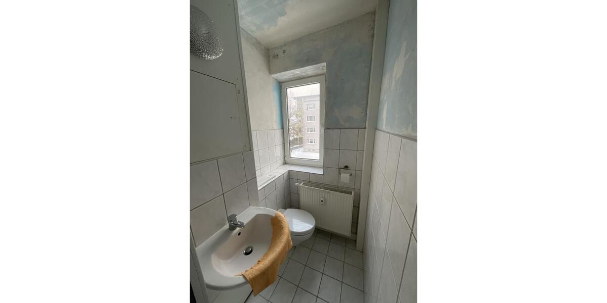 Etagenwohnung Suhl Aue 1 - 2 Zimmer, 47 m&sup2;, 330&euro; | Angebot:26181170