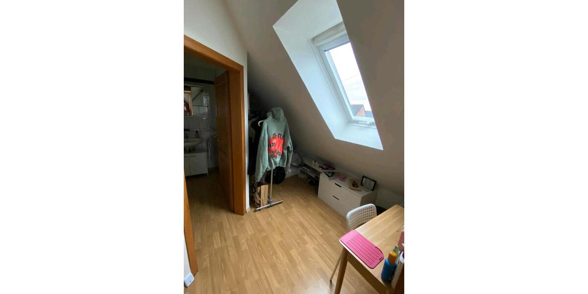 Dachgeschoßwohnung Drensteinfurt - 3 Zimmer, 160 m&sup2;, 950&euro; | Angebot:25053467
