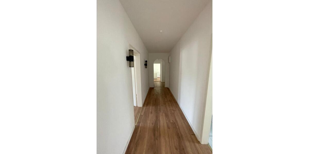 Renovierte WG-Zimmer in Ludwigshafen 5 zimmer