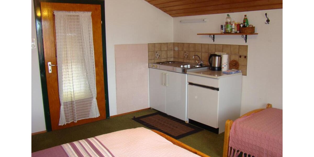 Dachgeschoßwohnung Nußdorf am Inn - 2 Zimmer, 36 m&sup2;, 420&euro; | Angebot:25046018