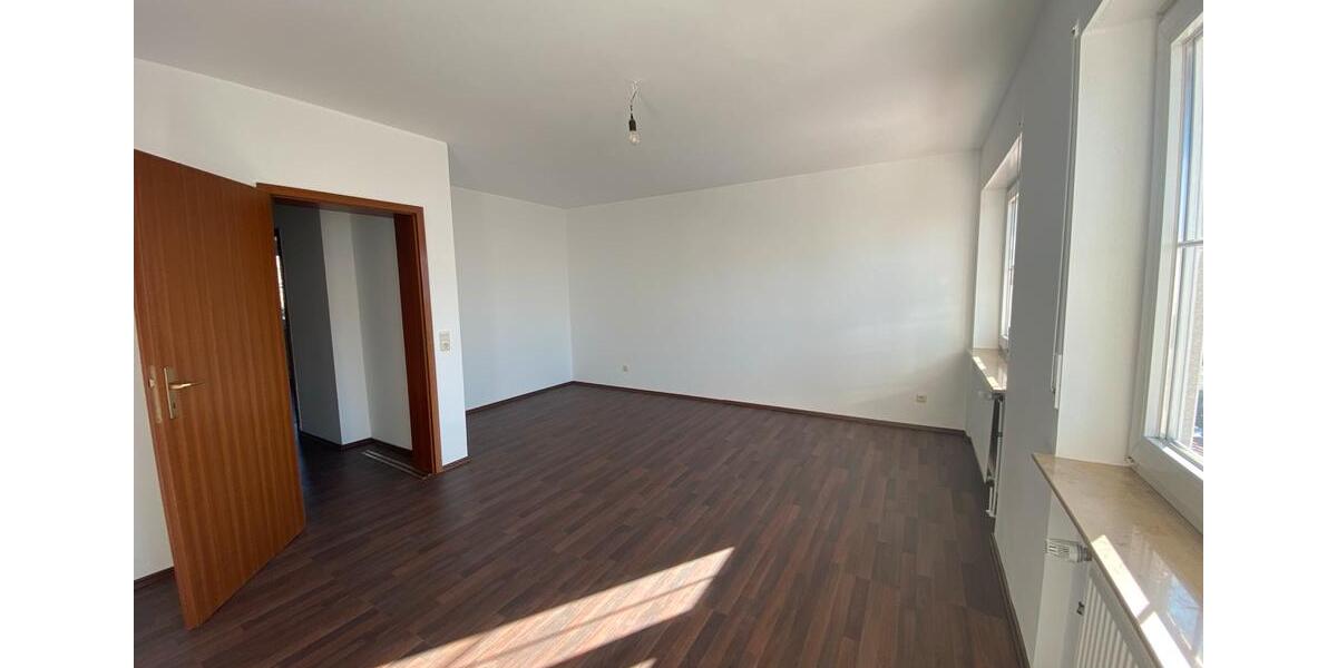 Etagenwohnung Dieburg - 4 Zimmer, 124 m&sup2;, 1.700&euro; | Angebot:26268507