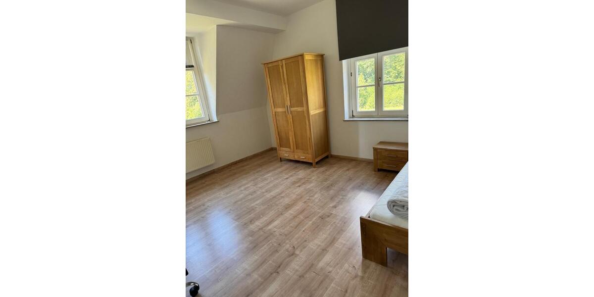 Etagenwohnung Mittweida - 1 Zimmer, 15 m&sup2;, 299&euro; | Angebot:22307061
