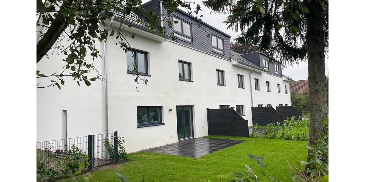 Reihenhaus Norderstedt Friedrichsgabe - 5 Zimmer, 132 m&sup2;, 2.250&euro; | Angebot:25656648