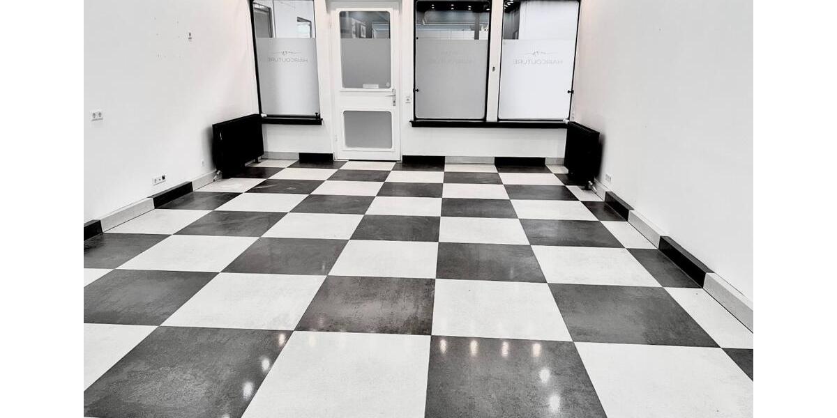 Attraktive Gewerbefläche in Top-Lage von Bad Dürrheim – Ideal für vielfältige Geschäftsideen! zimmer