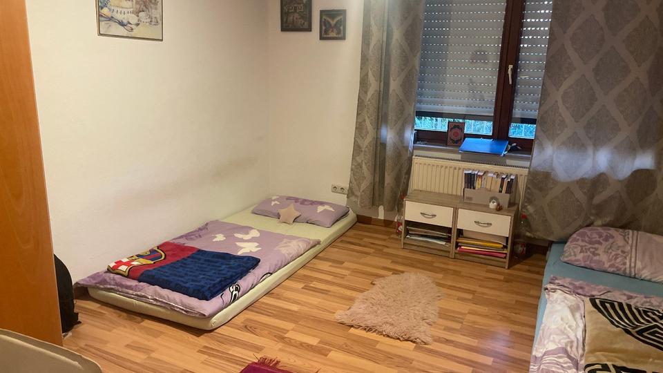 Reihenhaus Kleinlangheim - 5 Zimmer, 147 m&sup2;, 1.250&euro; | Angebot:25086117