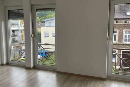 Wohnung zum Mieten in Hennef 1.644 € 137 m² 4 zimmer