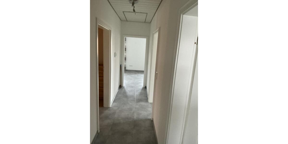 Dachgeschoßwohnung Kirchlengern - 2 Zimmer, 80 m&sup2;, 850&euro; | Angebot:25999471