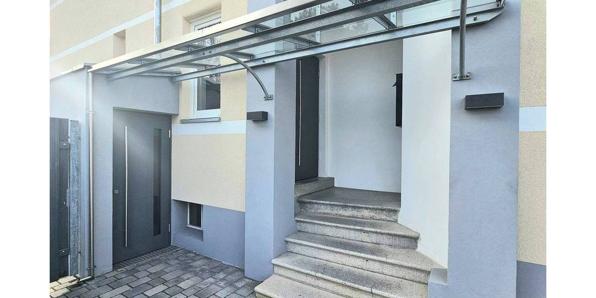 Etagenwohnung Coburg - 3 Zimmer, 93 m&sup2;, 790&euro; | Angebot:26162333