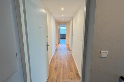 Wohnung Nürnberg Altenfurt - 3 Zimmer, 75 m&sup2;, 1.200&euro; | Angebot:26049421