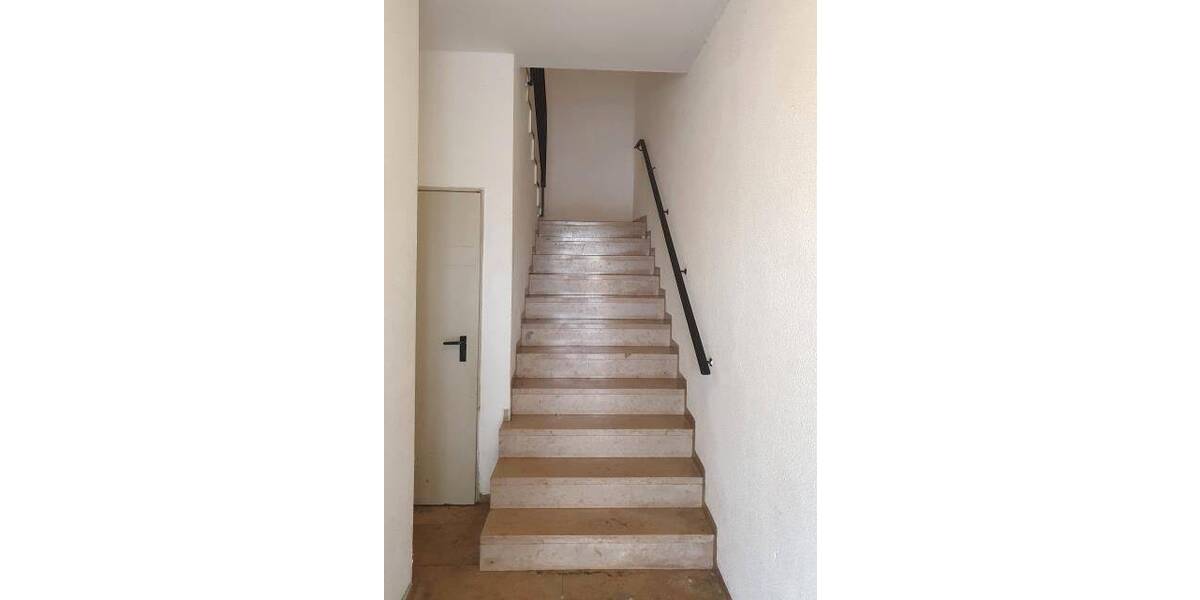 Etagenwohnung Bad Mergentheim - 3 Zimmer, 120 m&sup2;, 700&euro; | Angebot:26388586