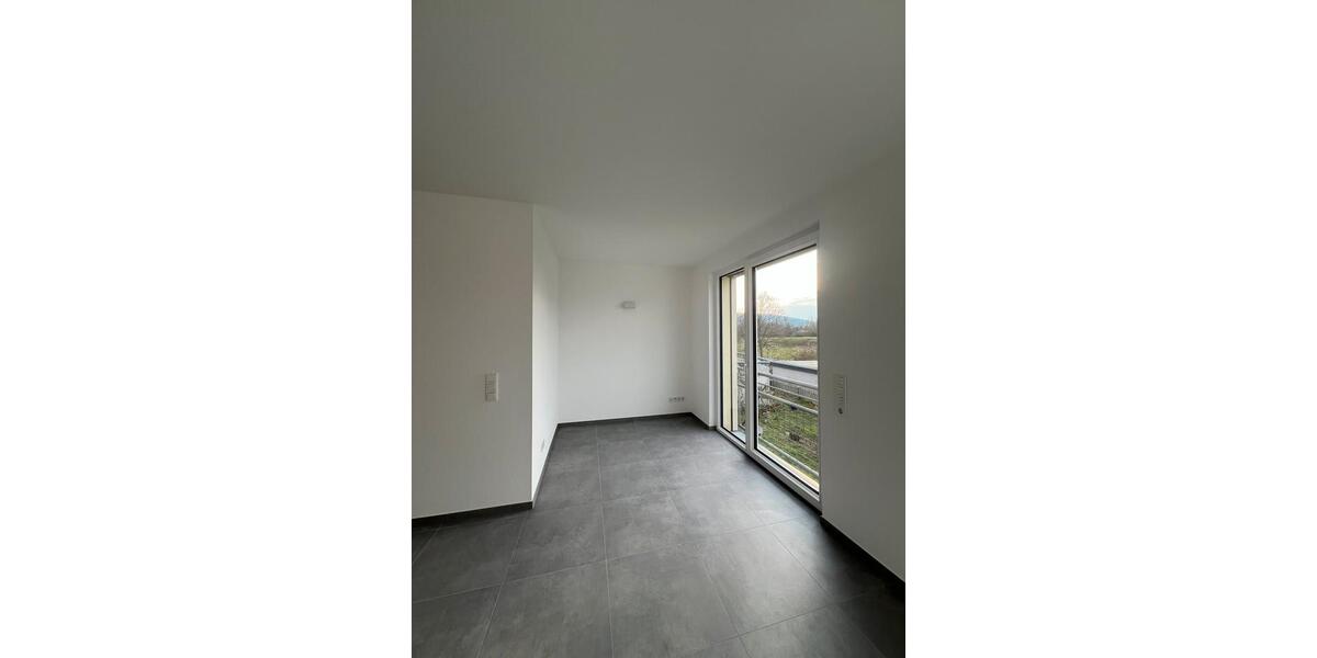 Etagenwohnung Lösnich - 4 Zimmer, 90 m&sup2;, 1.200&euro; | Angebot:22840569
