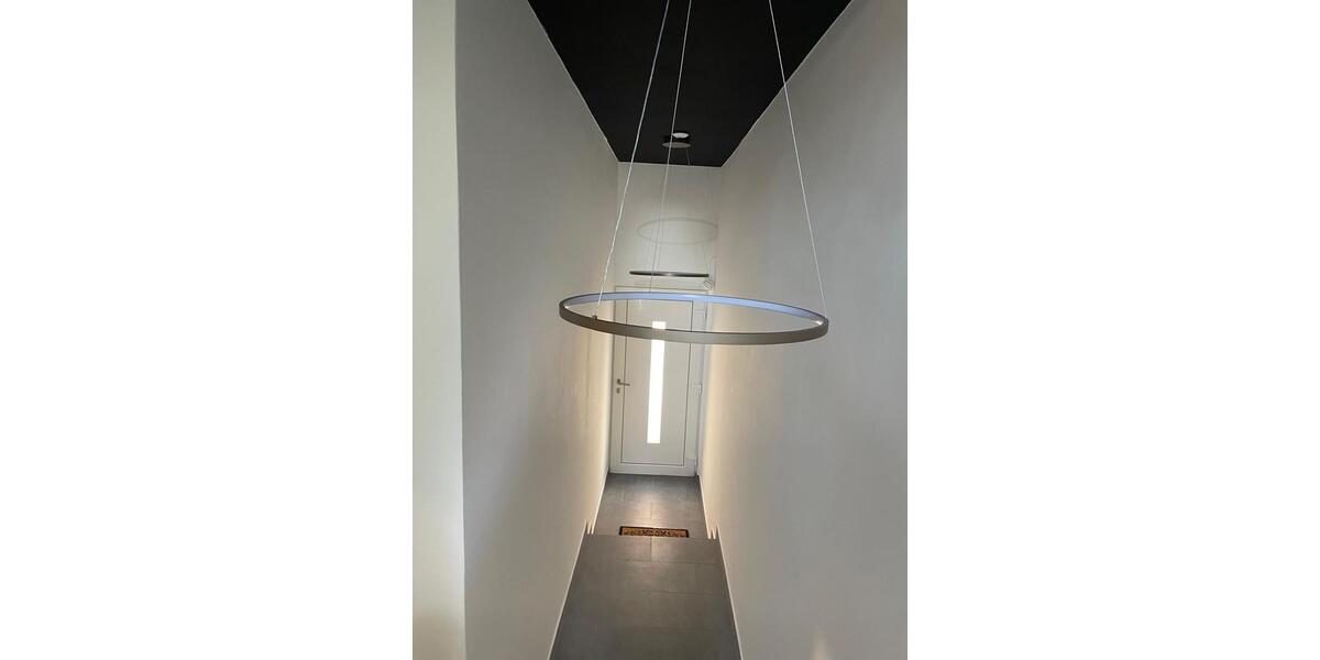 1 Zimmer in 3 er WG frisch renoviert 1 zimmer