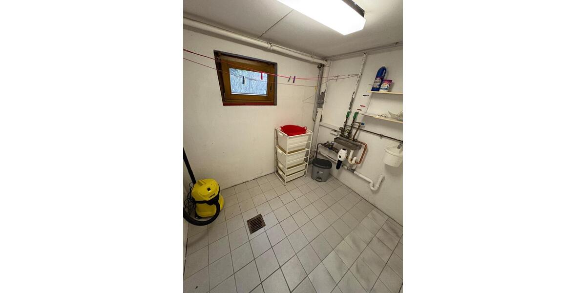 Einfamilienhaus Eutingen im Gäu - 6.5 Zimmer, 130 m&sup2;, 1.350&euro; | Angebot:24744634