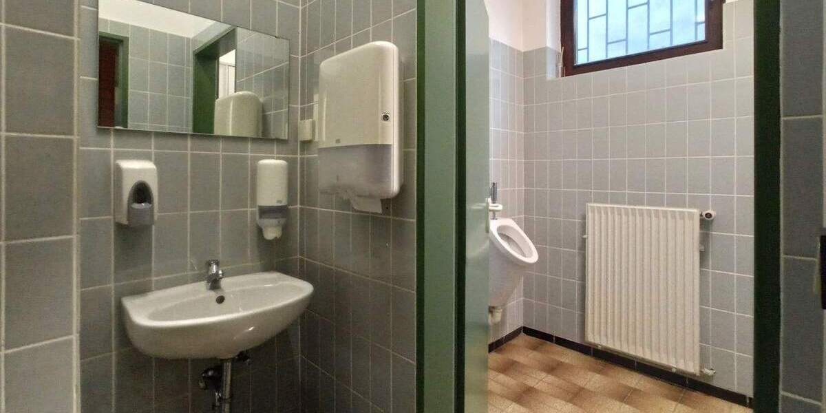 Gewerbeobjekt Baunatal Altenritte - 3 Zimmer, 164 m&sup2;, 1.230&euro; | Angebot:24155617